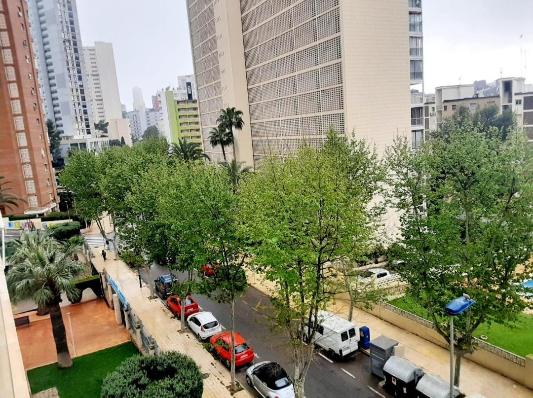 Vacanza Luxury Complex- Parking , Pool Only In The Summer , Rincon De Loix Apartment เบนิดอร์ม ภายนอก รูปภาพ