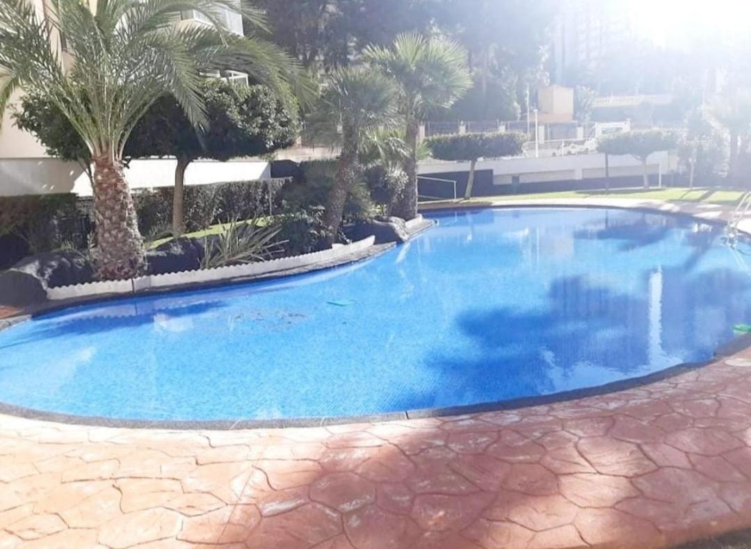 Vacanza Luxury Complex- Parking , Pool Only In The Summer , Rincon De Loix Apartment เบนิดอร์ม ภายนอก รูปภาพ